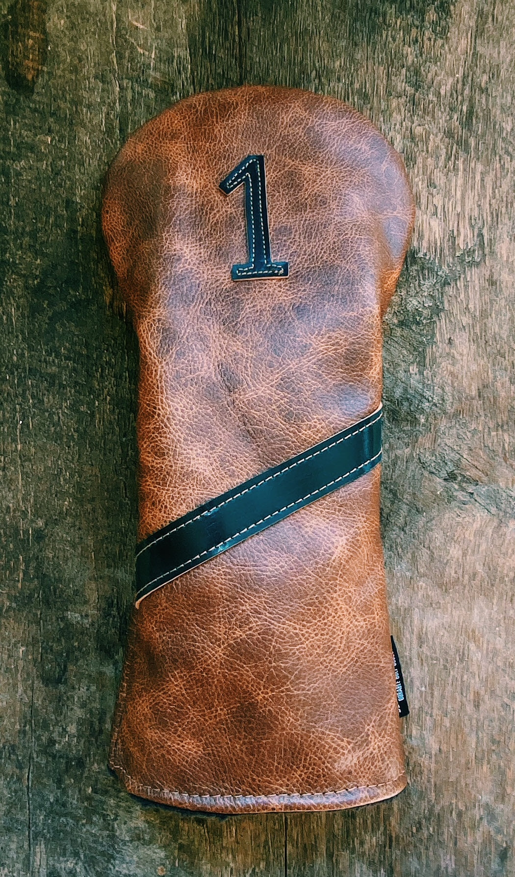 Single Barrel collection leather golf Headcover in Saddle Tan