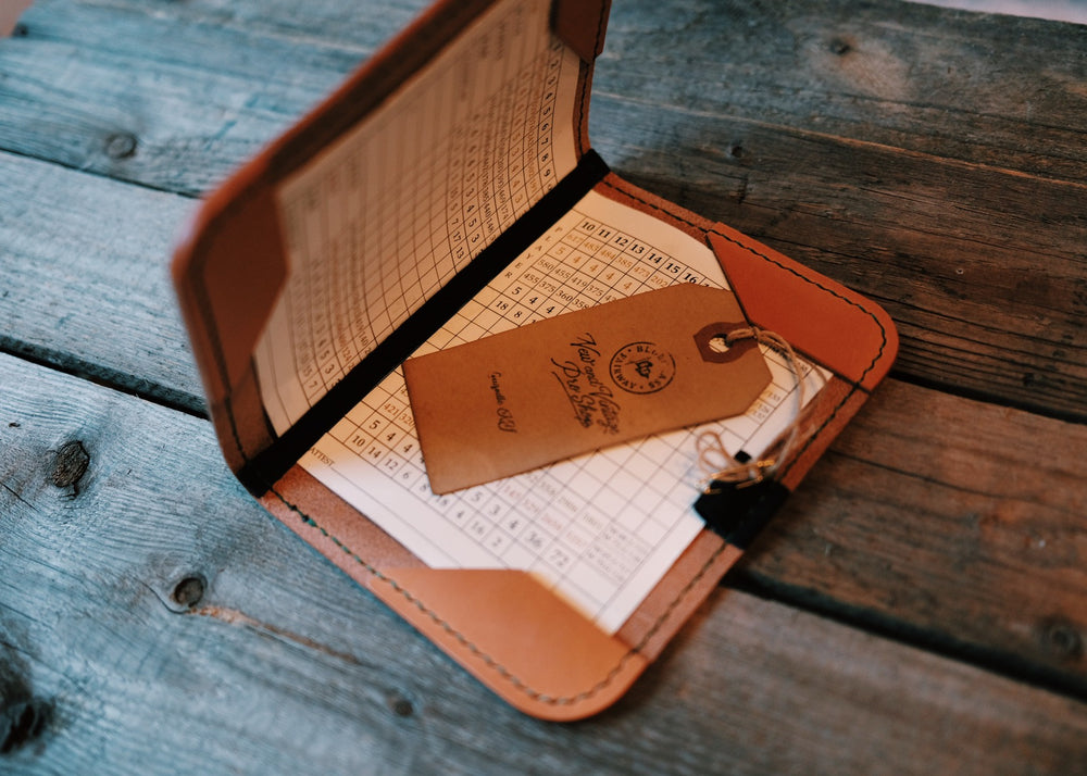 Single Barrel Collection Minimalist Golf Scorecard Holder in Buttero Natural