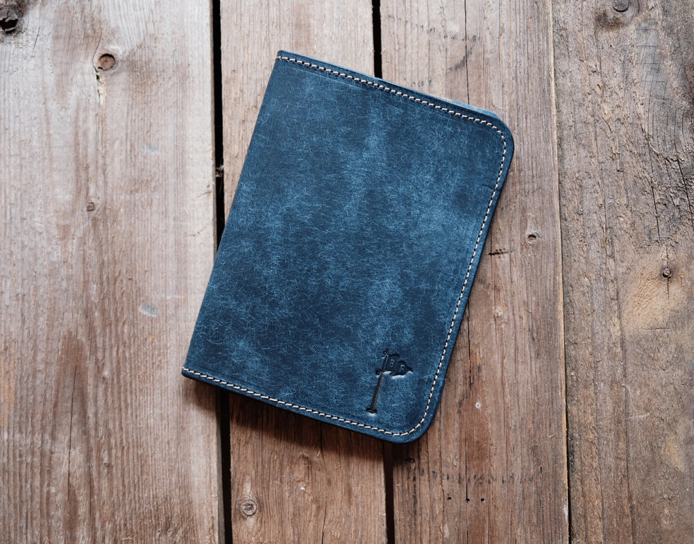 Single Barrel Collection  Minimalist Golf Scorecard Holder in Pueblo Navy