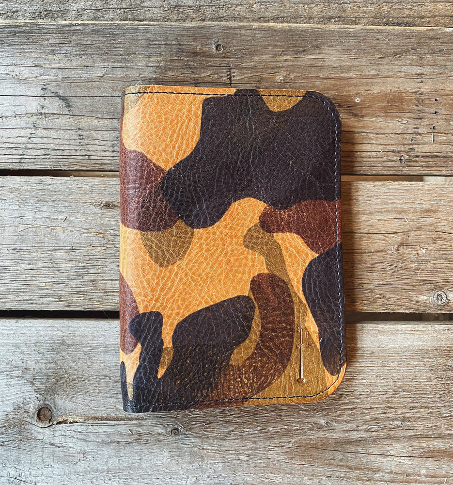 Single Barrel Collection Crenshaw Scorecard Holder in Camo