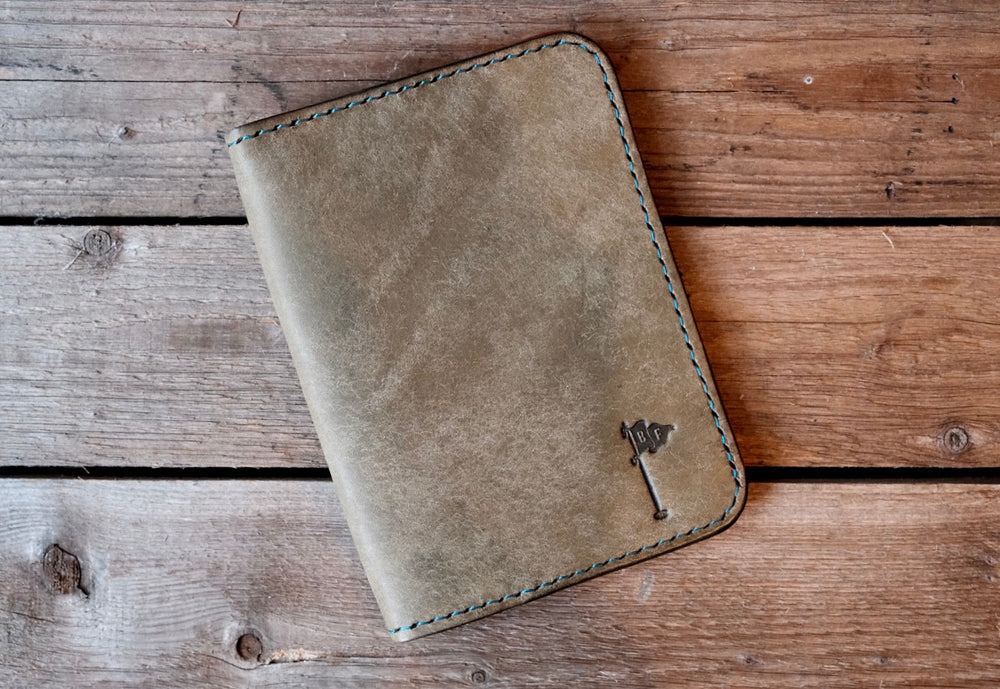 Single Barrel Collection  Minimalist Golf Scorecard Holder in Pueblo Grey