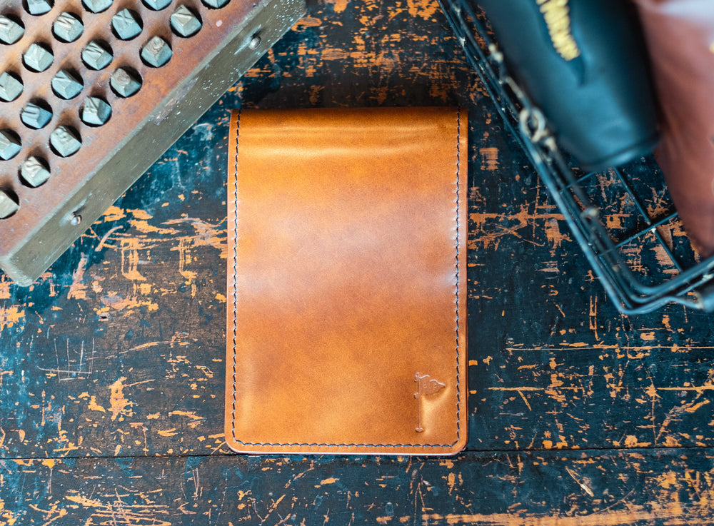 Single Barrel Collection  Yardage Book / Scorecard Holder in Compiel Shell Cordovan Marbled Brown