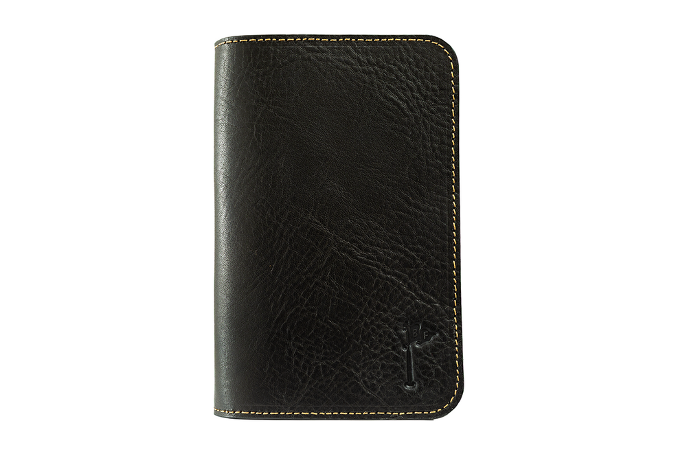 Leather Minimalist Golf Scorecard Holder in Black