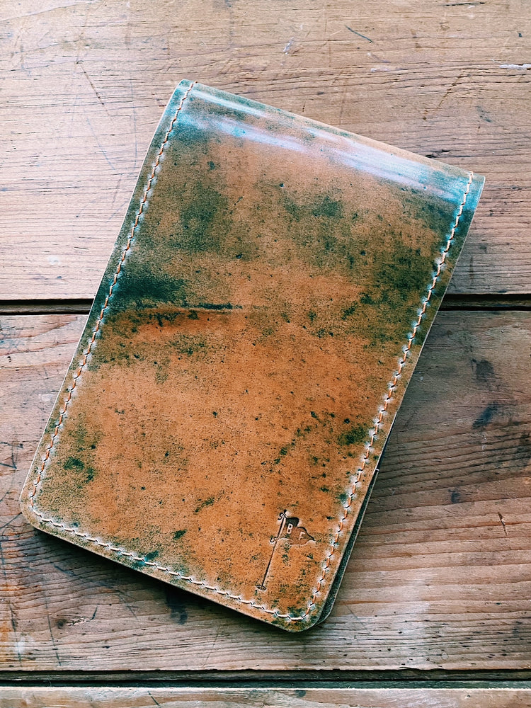 Single Barrel Collection  Yardage Book / Scorecard Holder in Shell Cordovan Marbled Emerald