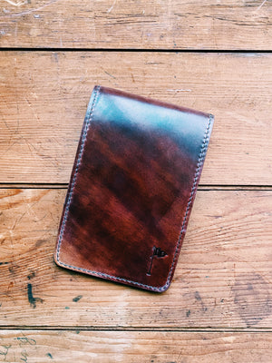 
            
                Load image into Gallery viewer, Single Barrel Collection  Yardage Book / Scorecard Holder in Horween Shell Cordovan #8 Marbled
            
        