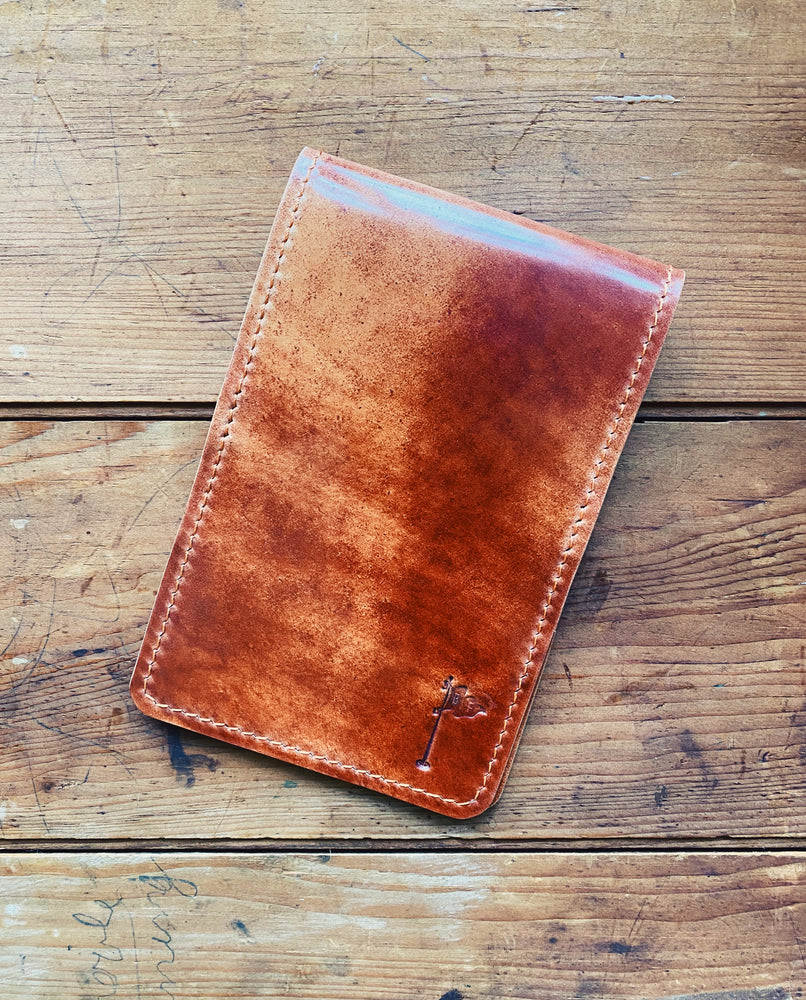
            
                Load image into Gallery viewer, Single Barrel Collection  Yardage Book / Scorecard Holder in Shell Cordovan Marbled Sienna
            
        